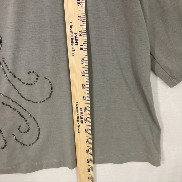 Susan Lawrence Gray Round Neck Soft Stretch Embellished Top 3X - Picture 5 of 9